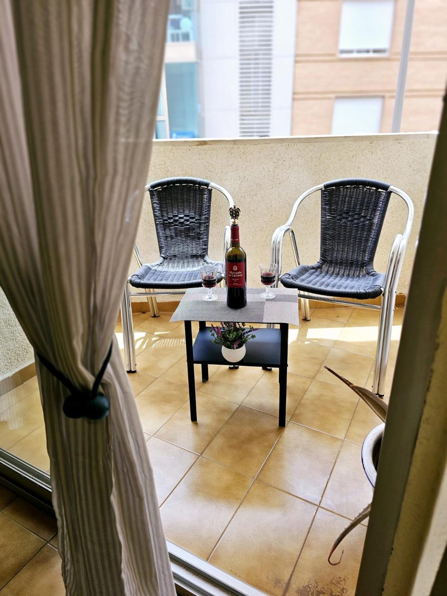 אלמריה Apartamento Montserrat מראה חיצוני תמונה