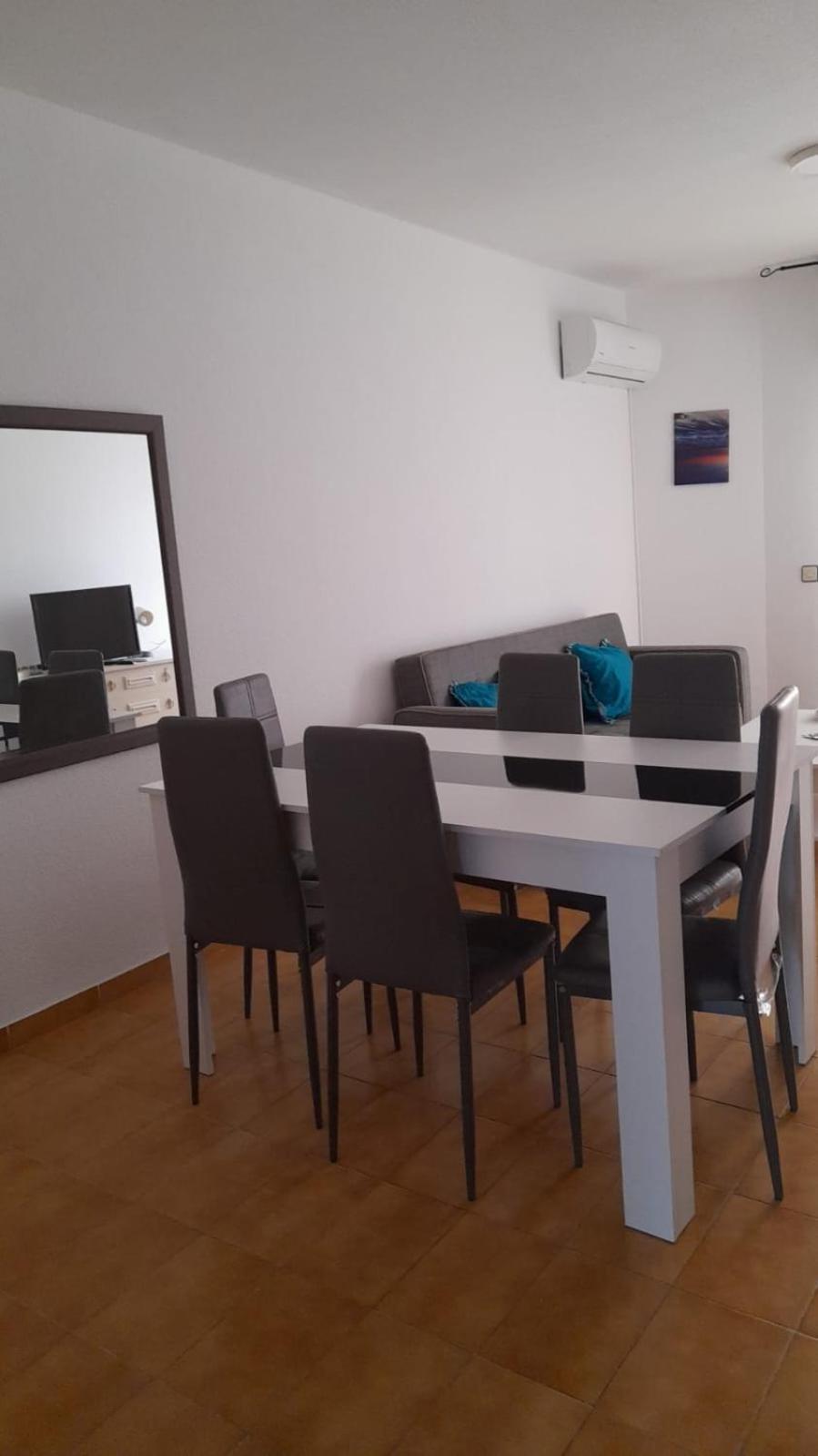 אלמריה Apartamento Montserrat מראה חיצוני תמונה