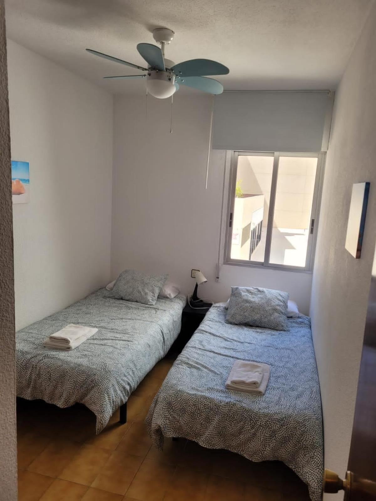 אלמריה Apartamento Montserrat מראה חיצוני תמונה